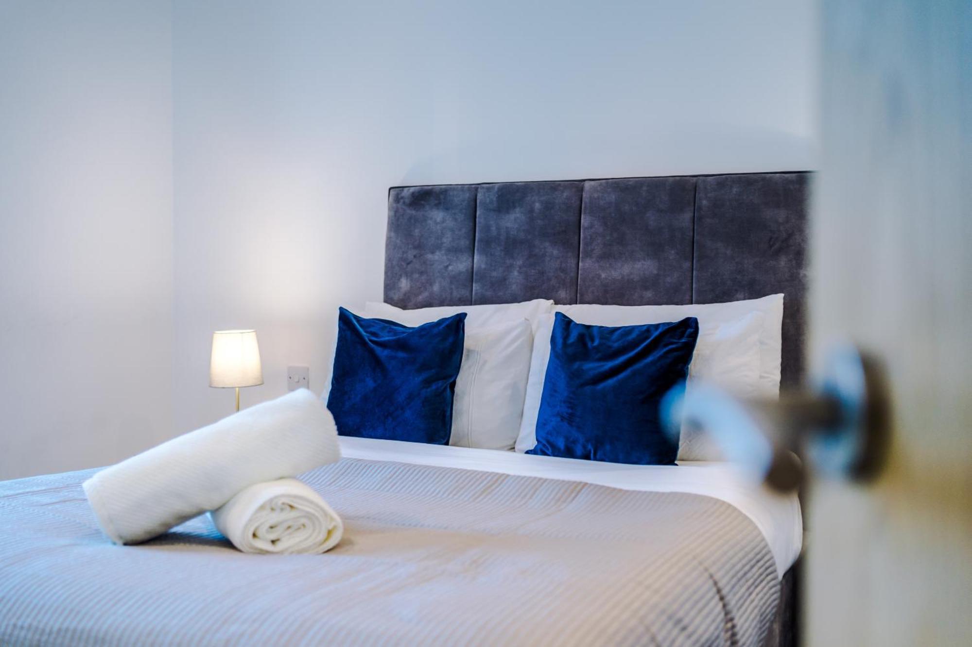 The Sterling - Free Parking, Fast Wifi, Modern, Close To Broad Street, Center * Birmingham