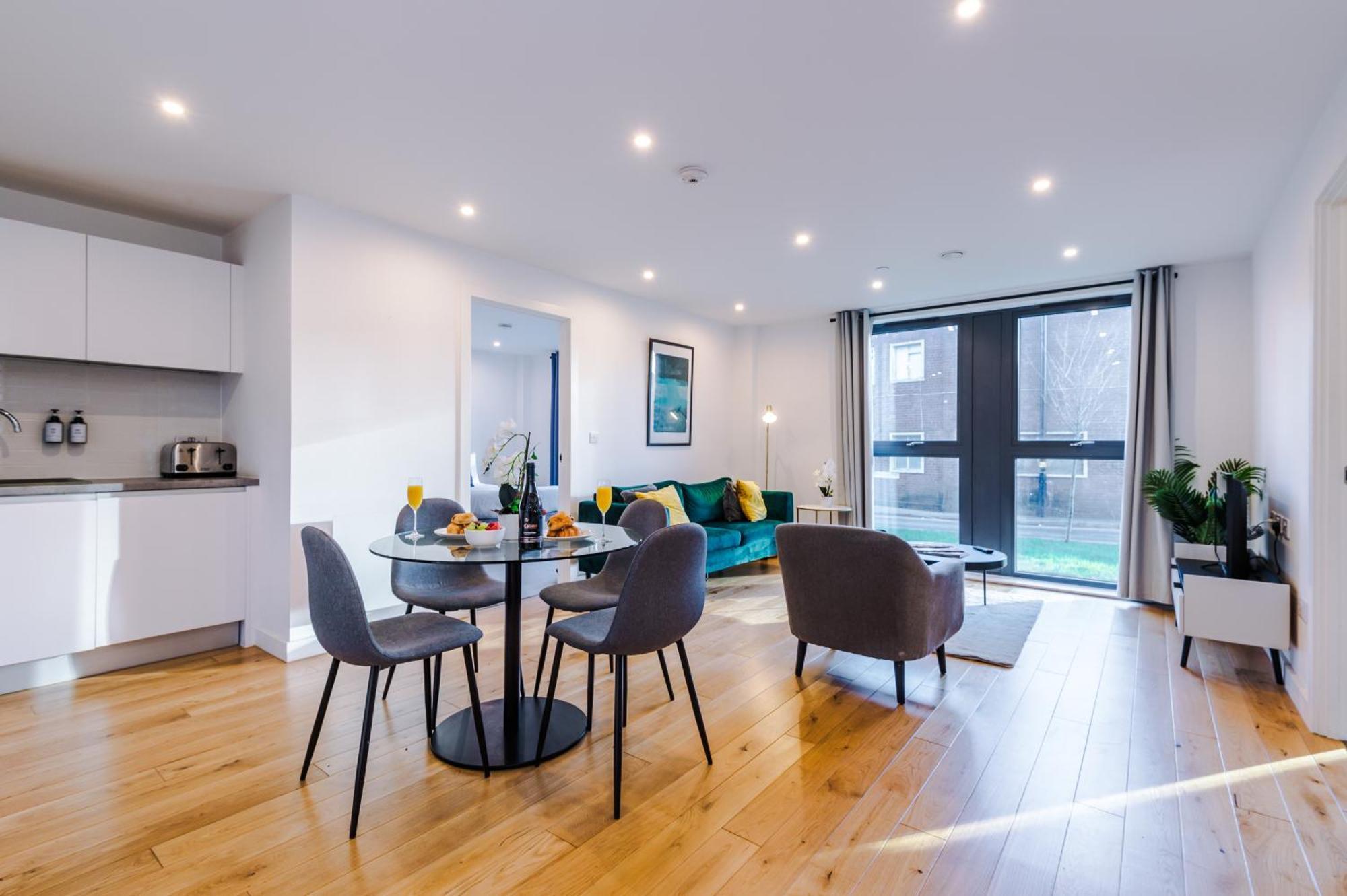 Appartement The Sterling - Free Parking, Fast Wifi, Modern, Close To Broad Street, Center